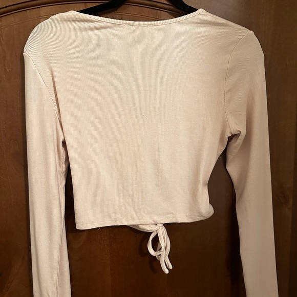 Princess Polly top - Picture 2 of 3